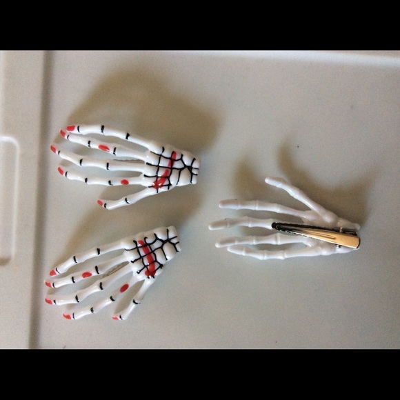 Hallowen pin doer hair - Picture 2 of 3